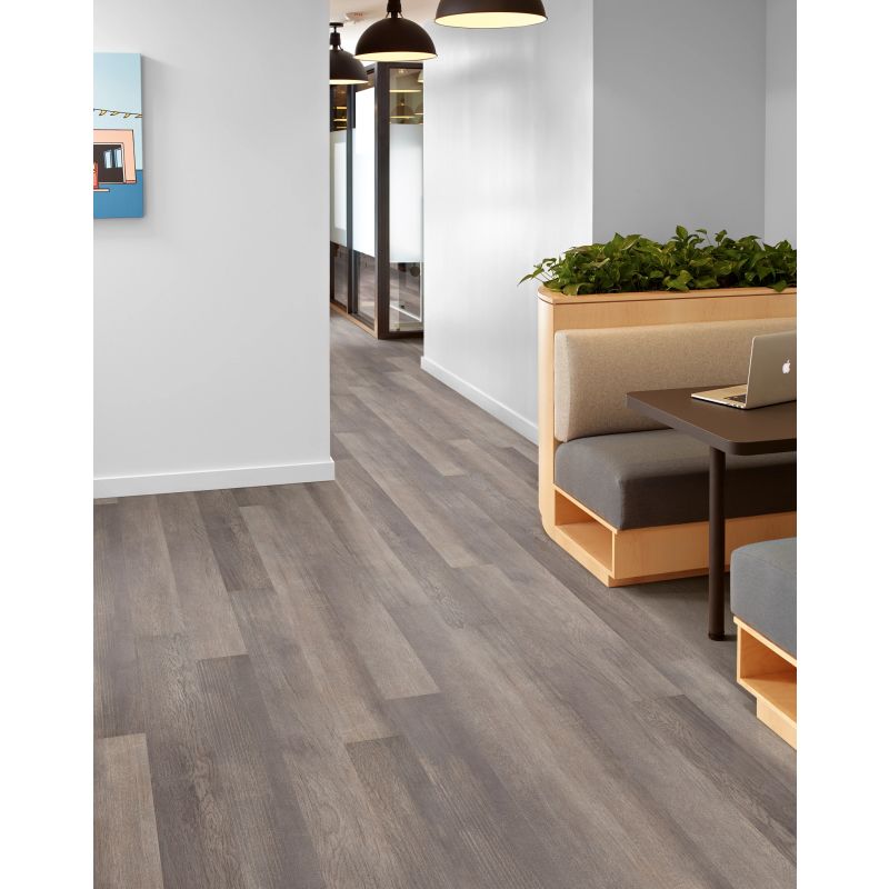 Philadelphia Commercial Resilient Commercial In The Grain II 20 Mil Elmwood